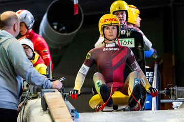 Lappen weg: Olympiasiegerin nicht nur im Eiskanal schnell unterwegs