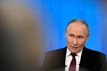 Putin says he's ready to meet President-elect Trump at "any time"