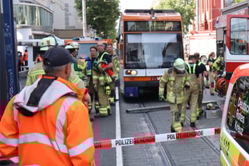 Großeinsatz am Mannheimer Marktplatz: Person von Stadtbahn erfasst