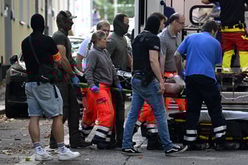 Blutige Messerattacke auf Lehrerin: Schüler wird versuchter Mord vorgeworfen