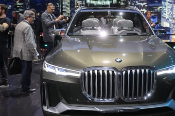 BMW legt dank Luxusschlitten und Elektroautos zu
