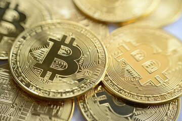 Ende der Niedrigzinsen? Bitcoin-Kurs fällt auf Vierwochentief!
