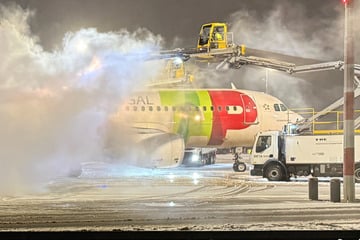 Flüge gestrichen: Winterliche Verhältnisse beschäftigen Flughafen Frankfurt