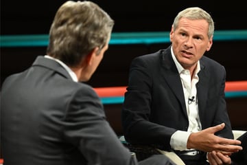Journalist erklärt Markus Lanz: So hat Putin Gerhard Schröder um den Finger gewickelt
