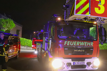 Feuerteufel alarmiert Einsatzkräfte: Brand in Wuppertal beschäftigt jetzt die Polizei