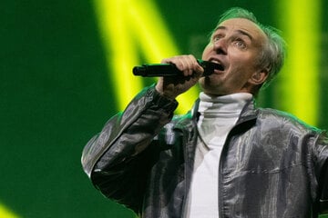Jan Böhmermann macht Ankündigung: "Der Gesellschaft die Wurst" vorhalten