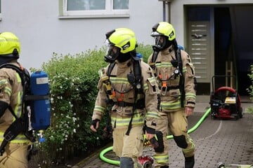 Berlin: Schreck in Weißensee: Feuerwehr entdeckt Tote in Brandwohnung