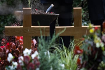 Sterben wird immer teurer: Preise in Hessen für Bestattungen steigen weiter