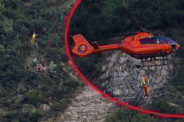 Sieben Wanderer sitzen in Alpen fest: Bergwacht und Heli rücken aus