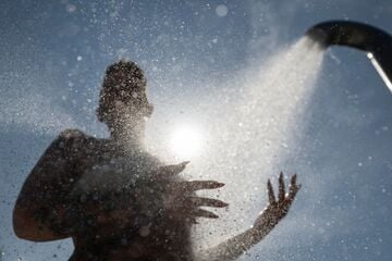 38 Grad! Hitzewarnung am Freitag, doch Samstag schlägt das Wetter in NRW um