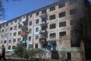 Ukraine hits Russian oil refinery as Moscow continues deadly strikes