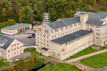 Linken-Chefin Ines Schwerdtner besuchte KZ in Sachsen