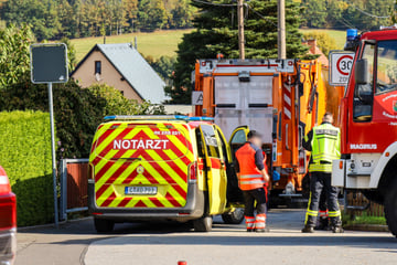 Tödlicher Unfall im Erzgebirge: Mann von Müllauto erfasst