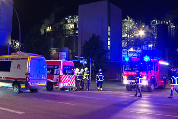 Hamburg: Großeinsatz durch Salzsäure-Leck in Hammerbrook