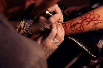 Tattoo artist accused of killing customer with dangerous lack of hygiene in at-home studio