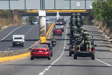 Mexico deploys thousands of troops in response to chaos sparked by drug lord's killing