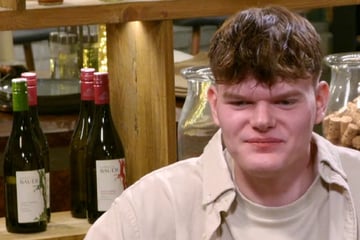 First Dates: "First Dates": Freddy ist "etwas offener", doch er hat ein Geheimnis, welches nicht mal seine Familie kennt
