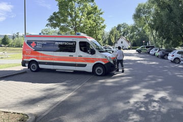 Mädchen stirbt in Auto: Polizei ermittelt wegen fahrlässiger Tötung gegen Mutter