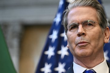 Treasury Secretary Scott Bessent slams Beijing's export curbs: "China vs. the world"