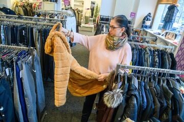 Kleiderflut in Sachsen-Anhalt: Hier bekommen alte Klamotten eine zweite Chance