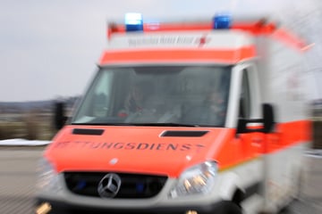 Verpuffung in Wohnhaus: Ehepaar bei Arbeiten im Keller verletzt