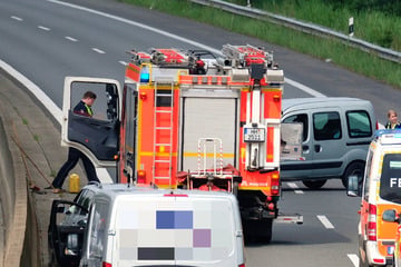 Unfall A25: A25 nach Unfall gesperrt! Fahrerin schwer verletzt