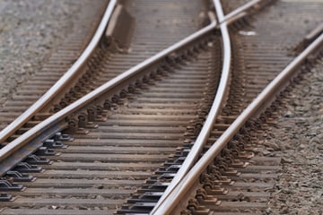 Nach mutmaßlicher Sabotage: Bahnverkehr bleibt bis Freitag gestört!