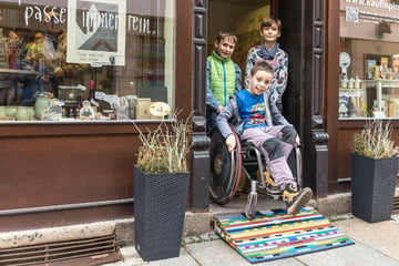 Dresden: Dank bunten Lego-Steinen: Nachwuchs-Ingenieure machen Laden für alle zugänglich