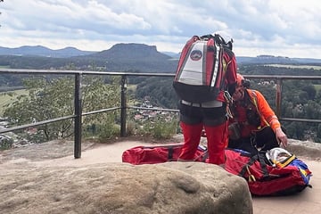 Mann erleidet medizinischen Notfall nahe Bastei: Rettungsheli im Einsatz
