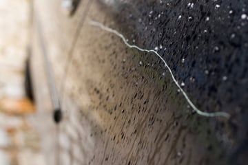 Straftat in Erfurt: Krawall-Senior zerkratzt Motorhaube und wird erwischt