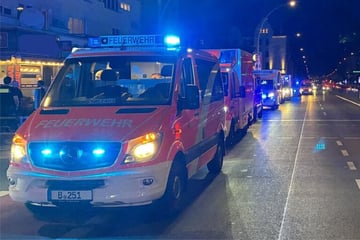 Berlin: Massenanfall von Verletzten in Mariendorf: Gasgeruch sorgt für Großeinsatz