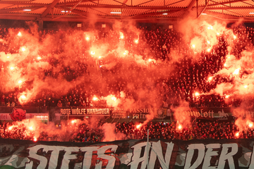 Abkehr vom Kuschelkurs und knallharte Pyro-Strafen? DFB dementiert Gerüchte!