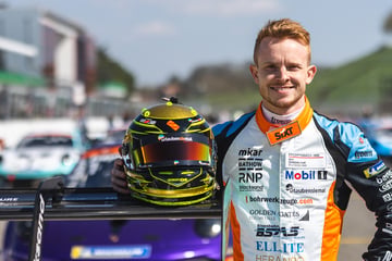 Dresden: Jonas Greif rast an diesem Wochenende über den Lausitzring