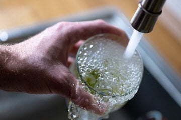 Chemnitz: Bakterien in Chemnitzer Trinkwasser nachgewiesen! Wer jetzt aufpassen sollte