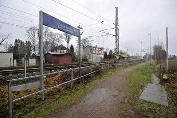 Nach Unfall: Bahnstrecke in Sachsen dicht!