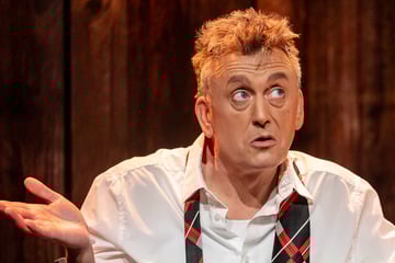 Dresden: Der "betrunkene Sachse" zurück im Boulevardtheater: Beschwipster Blick auf die Welt