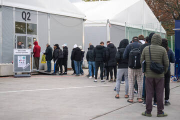 Berlin: Flüchtlingsheim in Neukölln fast fertig: Tag der offenen Tür für Anwohner