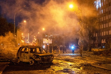 Ukraine-Krieg: Ballistische Raketen aus Russland treffen Kiew - neun Tote, über 30 Verletzte