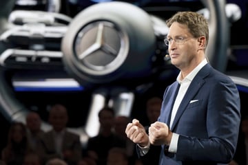 Für "Frieden, Sicherheit und Freiheit": Mercedes erwägt Einstieg in Rüstungsproduktion
