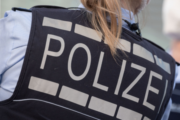 Schüsse im Kroatenweg: Polizei sieht Mann Patronenhülsen einsammeln
