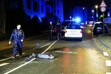Smart nimmt E-Scooter die Vorfahrt: 33-Jähriger schwer verletzt