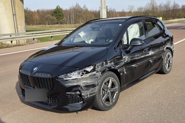 Unfall A14: Kurioser Polizeieinsatz: A14 muss voll gesperrt werden, denn vom Unfallfahrer fehlt jede Spur