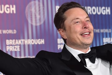Elon Musk: Nach gewagter Ankündigung: Elon Musk kassiert sechs Milliarden!