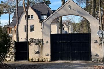 Razzia in Abou-Chaker-Anwesen bei Berlin: War Millionen-Deal wirklich sauber?