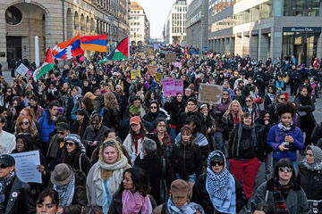 Zahlreiche Demos in Berlin am Frauentag: Ein Thema spaltet linke Gruppen