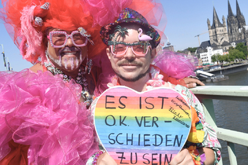 Millionenmarke geknackt: Bunte CSD-Demo zieht durch Köln