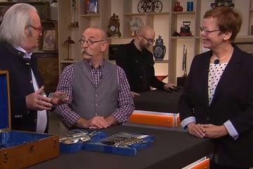 Bares für Rares: "Bares für Rares": Verkäuferin ignoriert Rat und geht mit unglaublichem Gewinn nach Hause