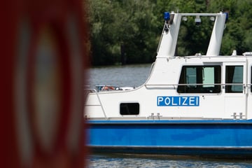 Kapitän verliert Kontrolle über Schiff: Main-Donau-Kanal gesperrt