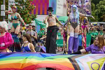 Berlin: Berliner CSD gibt sich kämpferisch und läuft unter besonderem Schutz