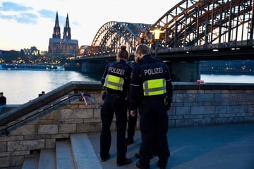 Köln: Gruppen treffen aufeinander und geraten aneinander: Mann bei Streit schwer verletzt